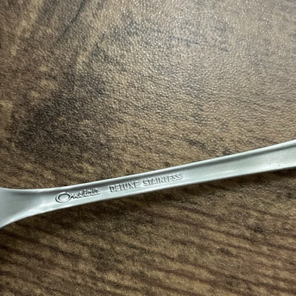 Oneida Independence Deluxe Stainless Steel Sugar Spoon 6